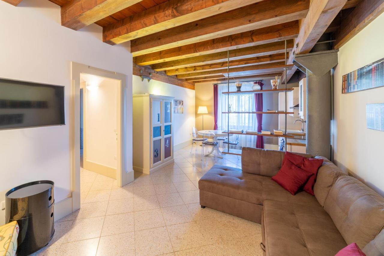Youatmolino Canal View Apartment Venedik Dış mekan fotoğraf