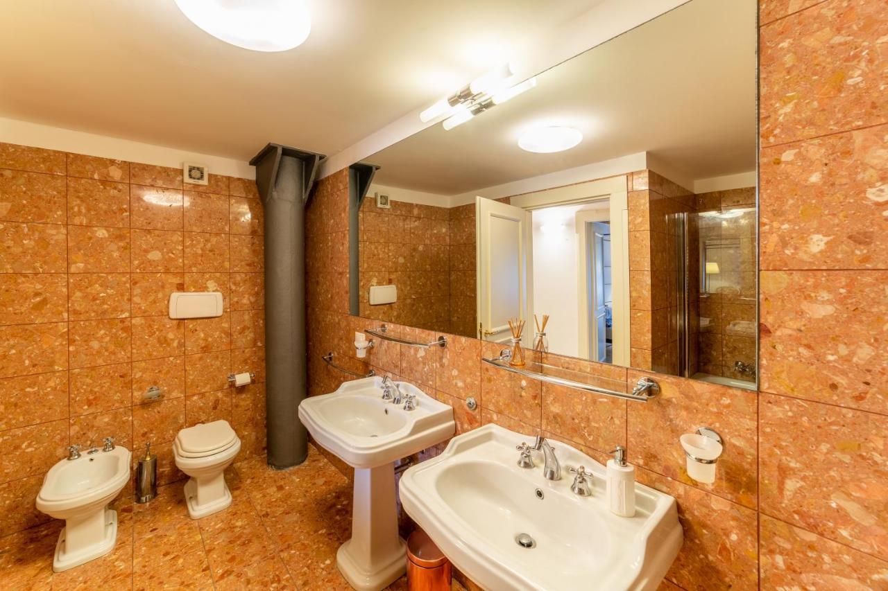 Youatmolino Canal View Apartment Venedik Dış mekan fotoğraf
